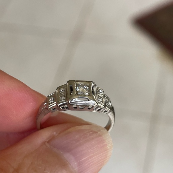 Antique 18k Diamond Ring - Picture 6 of 14